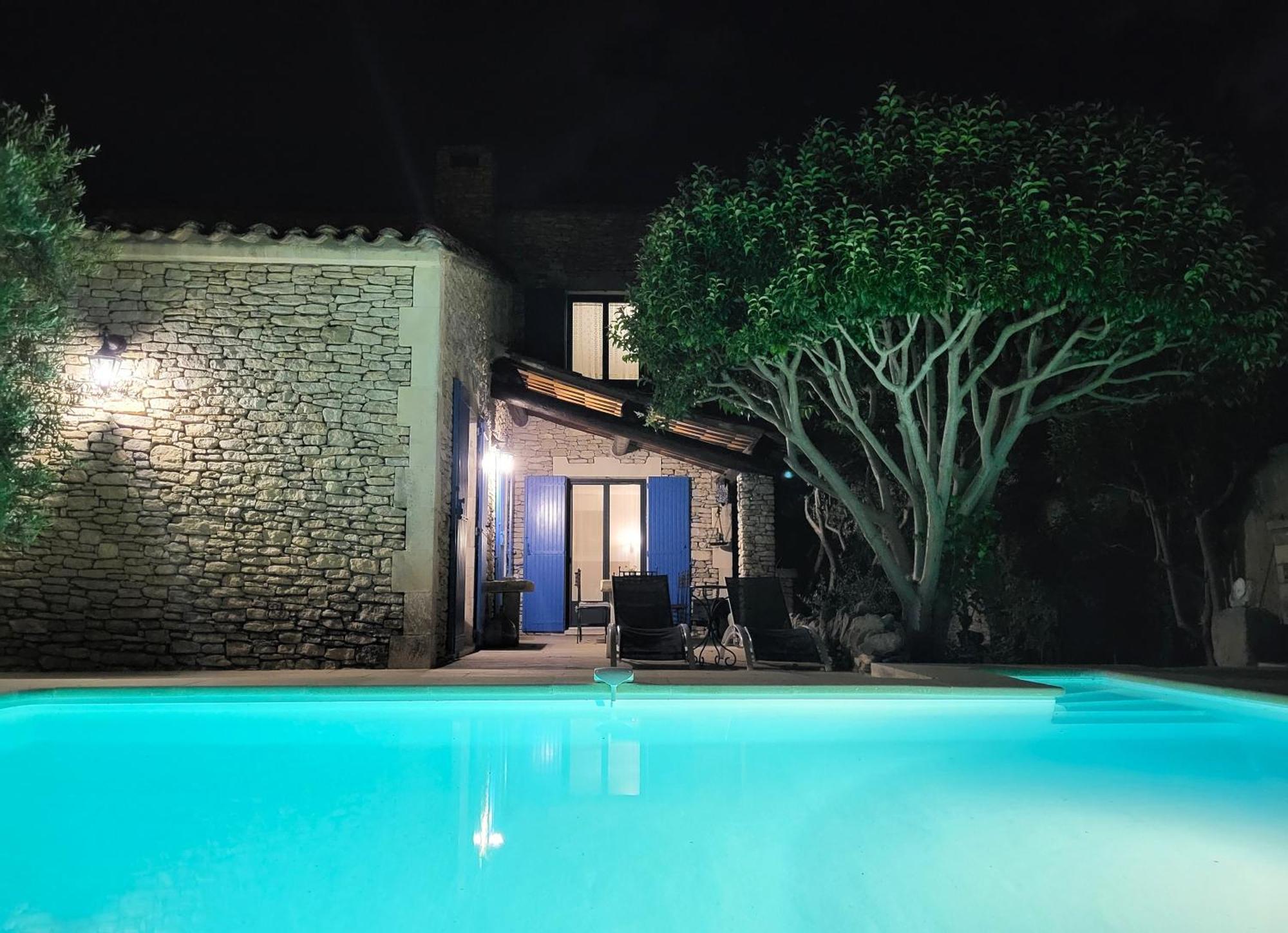 "La Massette Du Cheval Blanc" Villa De Caractere En Pierre LʼIsle-sur-la-Sorgue Екстериор снимка