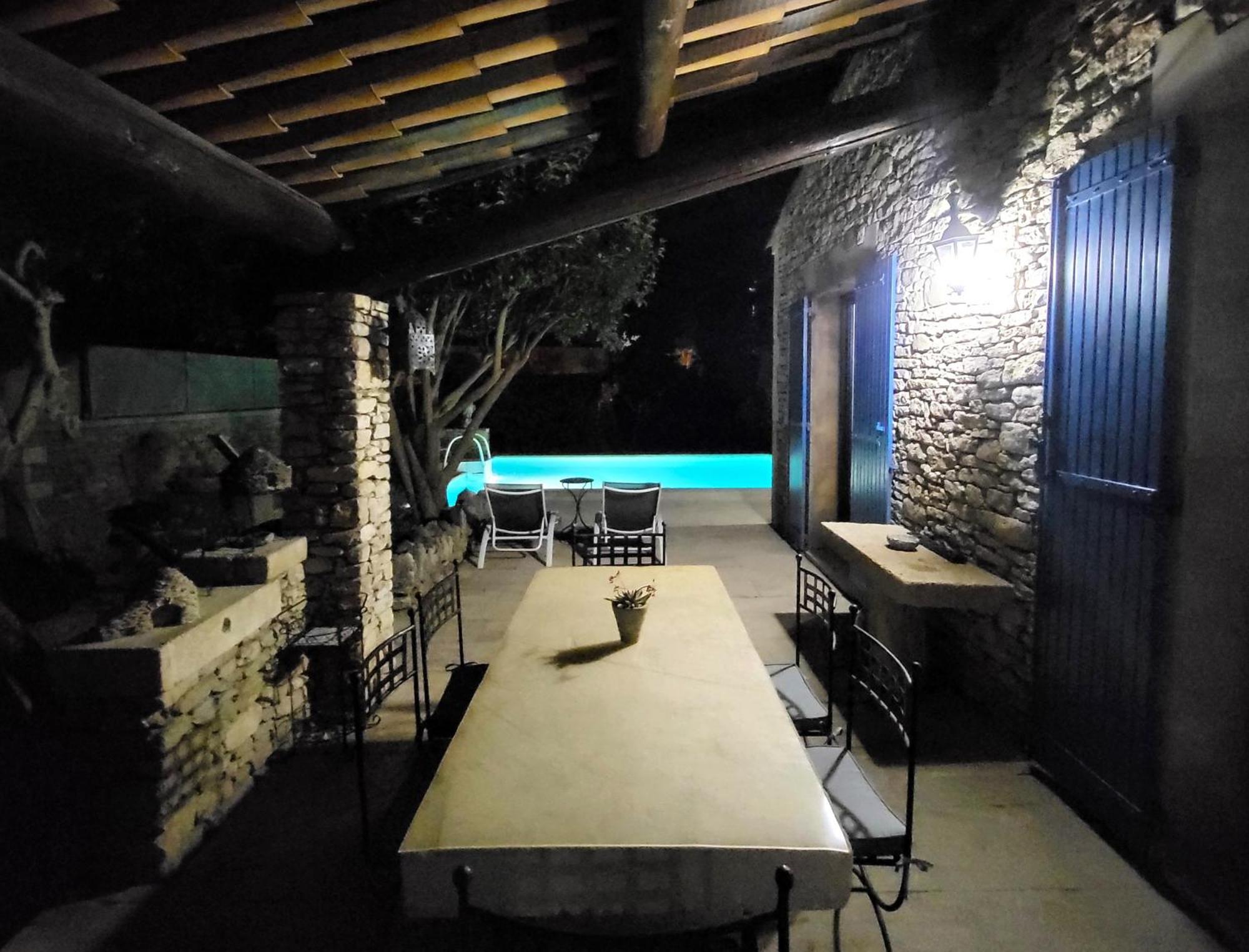"La Massette Du Cheval Blanc" Villa De Caractere En Pierre LʼIsle-sur-la-Sorgue Екстериор снимка