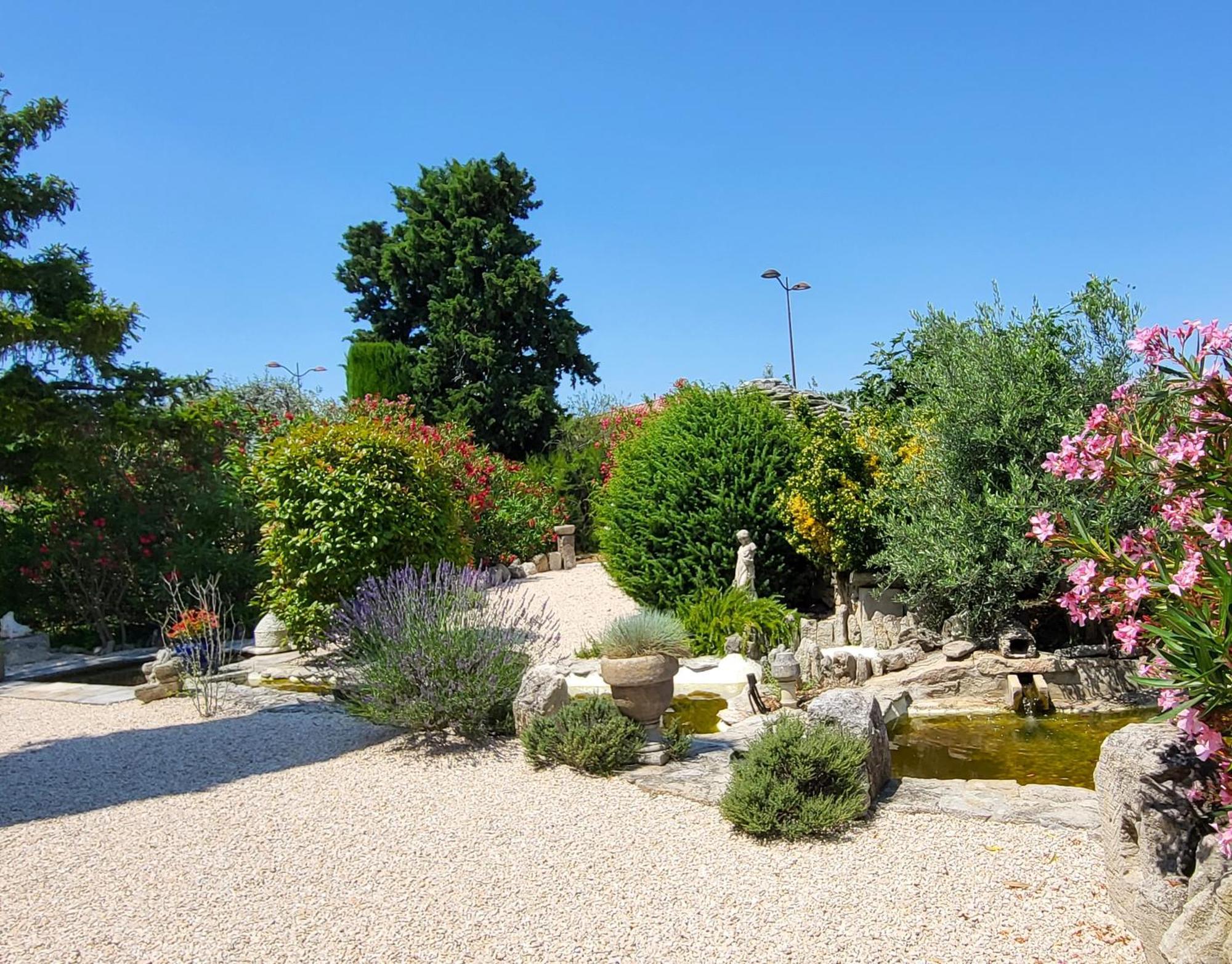 "La Massette Du Cheval Blanc" Villa De Caractere En Pierre LʼIsle-sur-la-Sorgue Екстериор снимка
